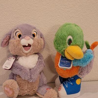 Lot 226: (2) New Hallmark Animated Stuffed Animals TESTED A+