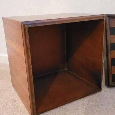 Lot 231: Vintage Mid Century Modern LANE Chess/Checker Board Top Reversible Storage Stool