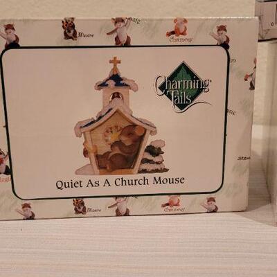 Lot 233: Assorted Vintage New CHARMING TAILS Collectibles 