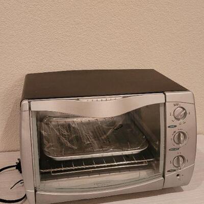 Lot 243: Unused Toaster Oven TESTED A+