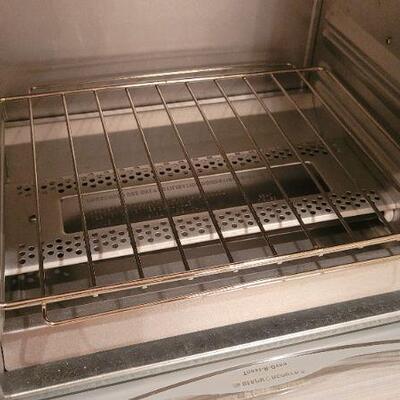Lot 243: Unused Toaster Oven TESTED A+