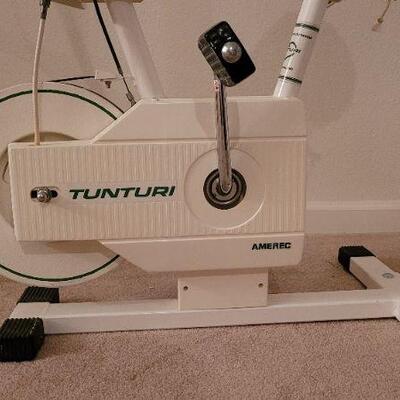 Lot 253: Vintage TUNTURI Exercise Stationary Bike