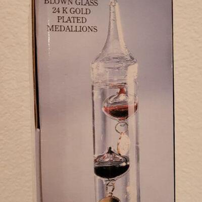 Lot 255: New GALILEO Art Glass Thermometer