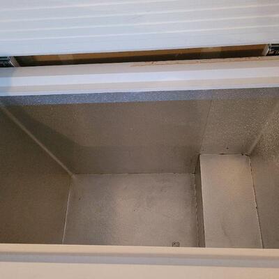 Lot 261: GE Deep Freezer TESTED A+ (37" Ã— 34" Ã— 22")"
