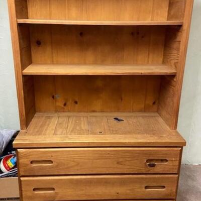 Childrenâ€™s bedroom set - 4 piece set