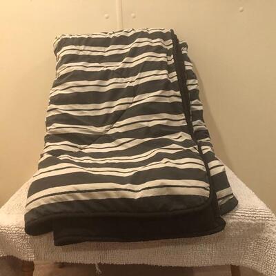 Queen Comforter