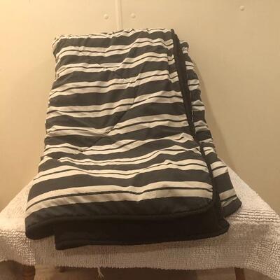 Queen Comforter