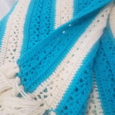 Lot #65 - Vintage Knit Lap Blanket