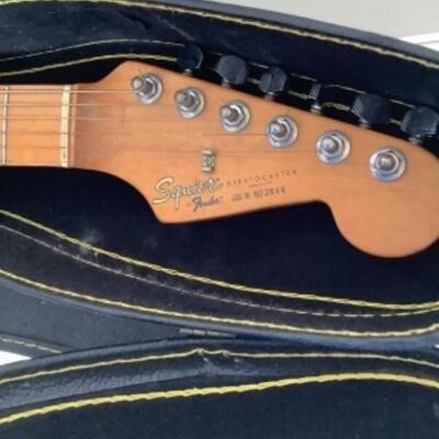 S147 Vintage USA 1980 Squier  Stratocaster by Fender Guitar 