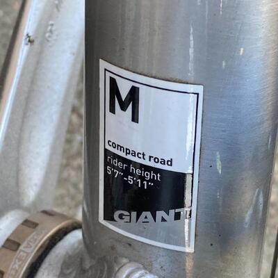 S169 Menâ€™s Vintage Giant OCR 1 Bicycle 