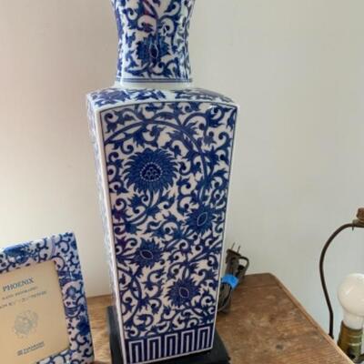 S184  Pair of Porcelain Phoenix Frames with Lamp 