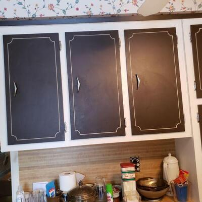 Kitchen cabinets 