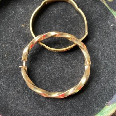 218 14k Gold hinged Twist Bracelets 