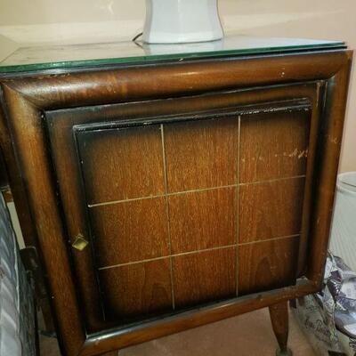 Bedside table