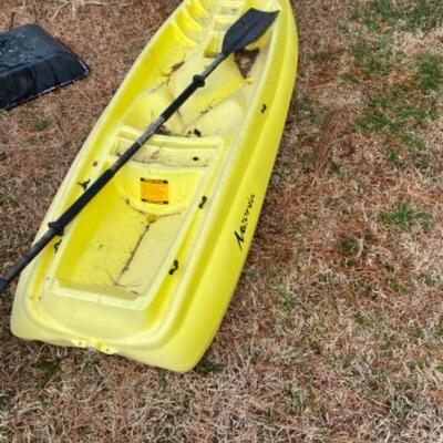 234 Moorea Kayak with Black Paddle 