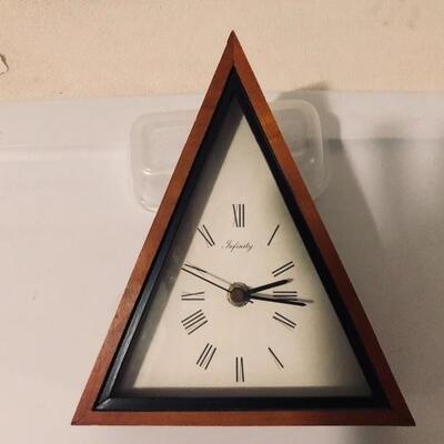 Infinity Table Clock