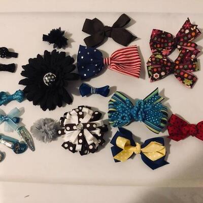 Lot of hair bows