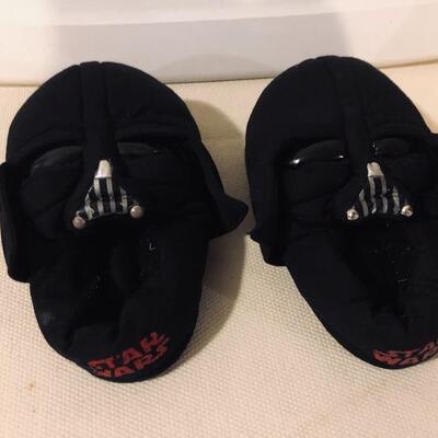Sz 4 Darth Vader slippers