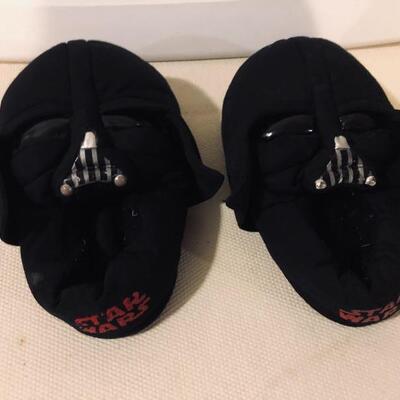 Sz 4 Darth Vader slippers