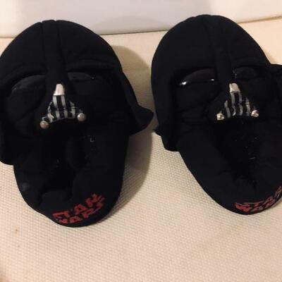 Sz 4 Darth Vader slippers