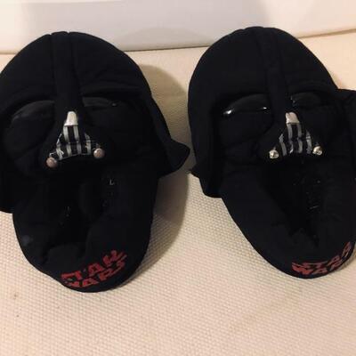 Sz 4 Darth Vader slippers