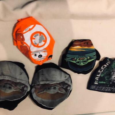 Boys medium star war shirts