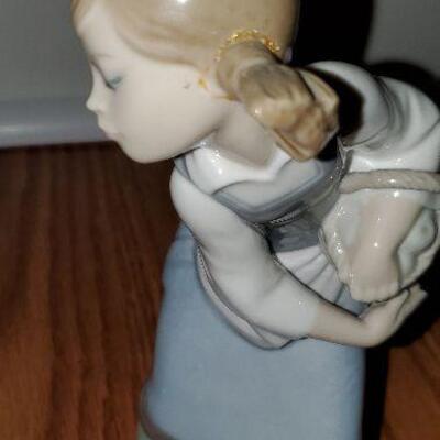 LLADRO “GIRL WITH DOG PULLING ON SKIRT” PORCELAIN FIGURINE (item #43) - repaired