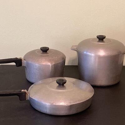 Magnalite Cookware - Vintage Cookware 