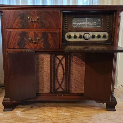 Mid-century Stereo Cabinet w/ Scott Radio Laboratories Model 800