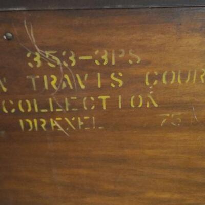 Drexel Travis Court Collection 353-3PS