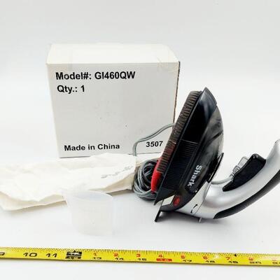 SHARK MODEL GI460QW COMPACT STEAMER IRON - NEW 