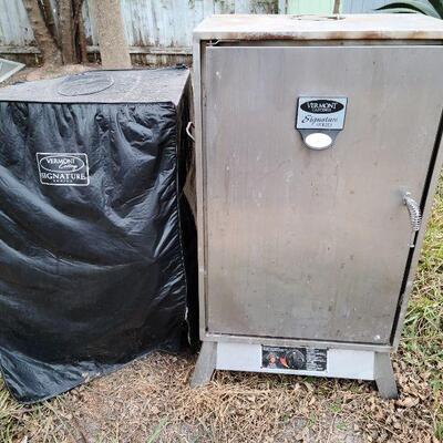 Vermont Castings Signature series smoker 