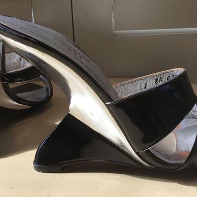Vintage Charles Jourdan Mules Ladies 7 Shoes N w Box
