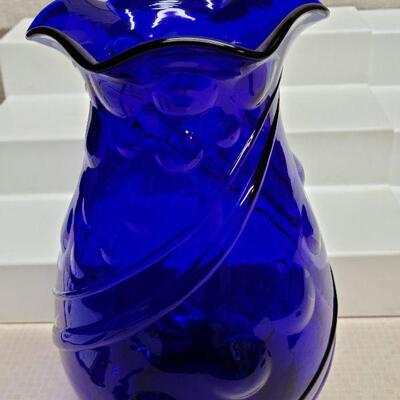 Beautiful Louie Glass Art Deco Cobalt blue Ribs/Dots vase