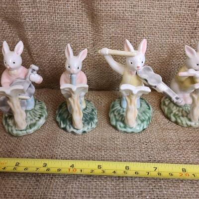 4 porcelain bunny musicians