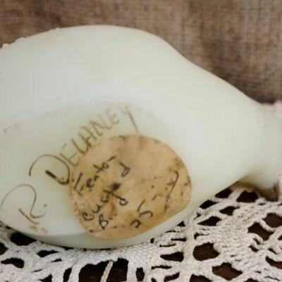 Fenton custard glass bird figurine signed R. Delaney