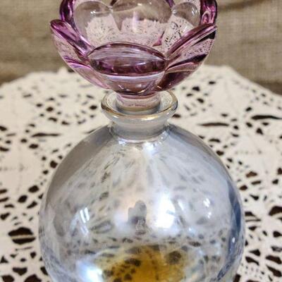 6 piece art glass and vintage perfume bottles