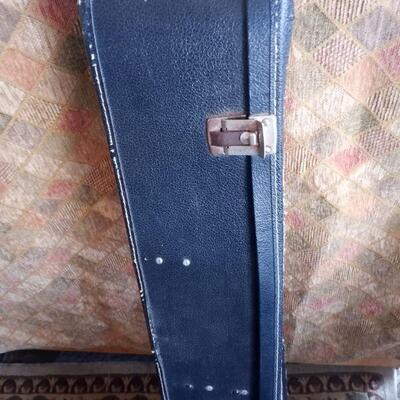 1122=Vintage Gibson Guitar Case