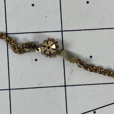 #179 Antique Gold Tone Necklace, very Stately