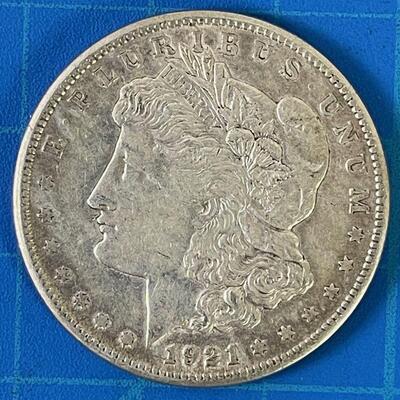 #185  MORGAN Silver Dollar, Circulated 1921