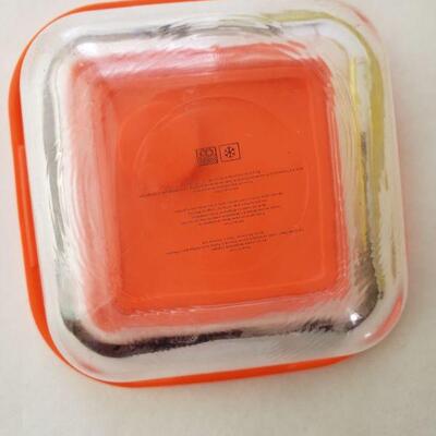 Glass refrigerator dishes with plastic lids