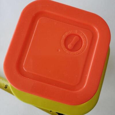 Glass refrigerator dishes with plastic lids