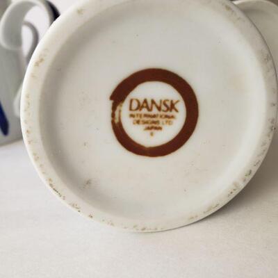 6 Dansk mugs cups