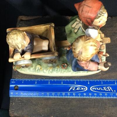 Lot 40: Hummel #406 â€œPleasant Journeyâ€ TMK 6 MINT