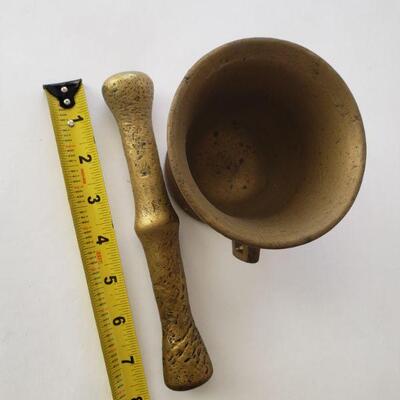 Heavy brass mort and pestle 