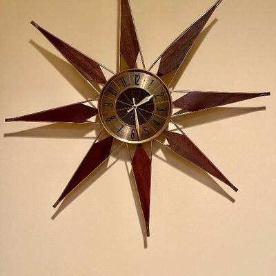 Mid Century Modern Elgin Teak Starburst Atomic Clock