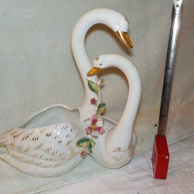 "14 in. Twin Ceramic Swans".
