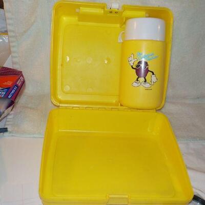 " Vintage California Raisin Lunch Box and thermo's".