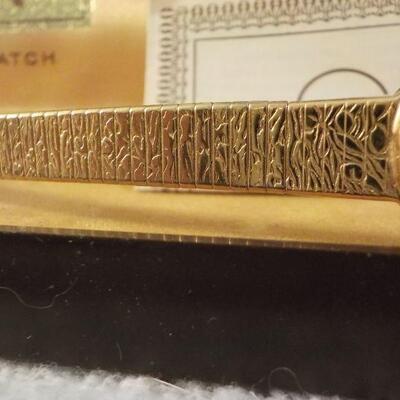 " Vintage Gruen High Fashion Ladies Watch". Gold Plated.