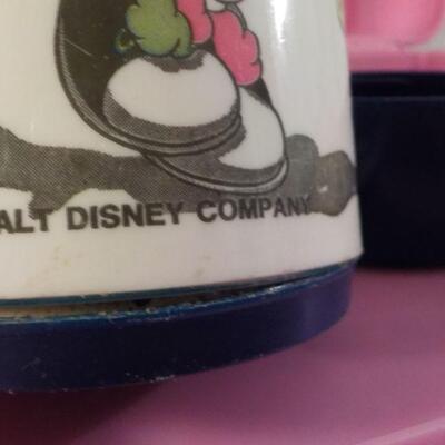' Vintage Mickey & Minnie Lunch Box w/ thermos".